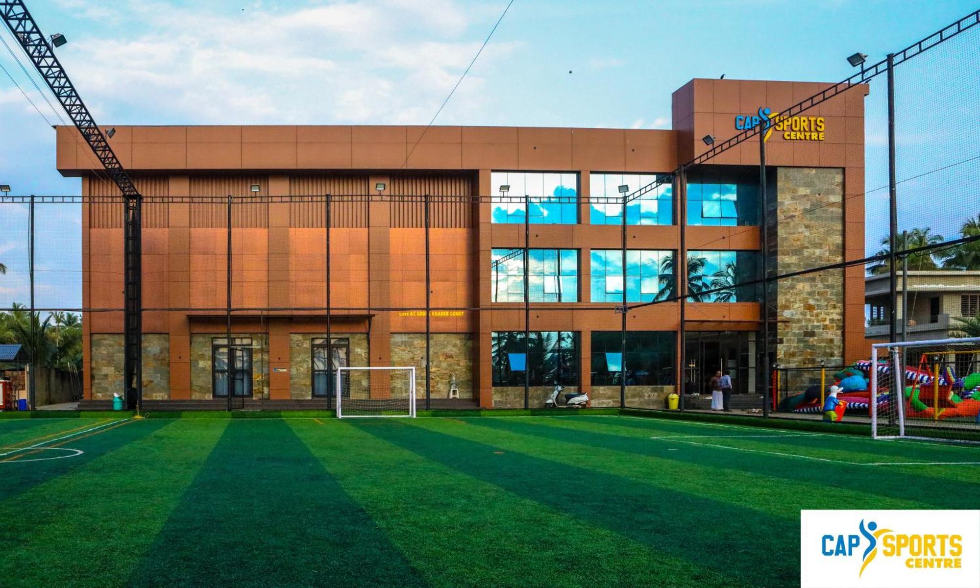 ホテル Cap Sports Center Nīleshwar エクステリア 写真